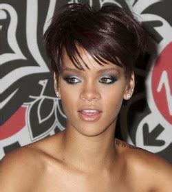 rihanna tits|Rihanna bares her breasts in photo shoot for French magazine。